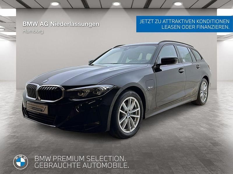Gebraucht BMW 320e 163 PS (119 kW) 2022 Schwarz Kombi