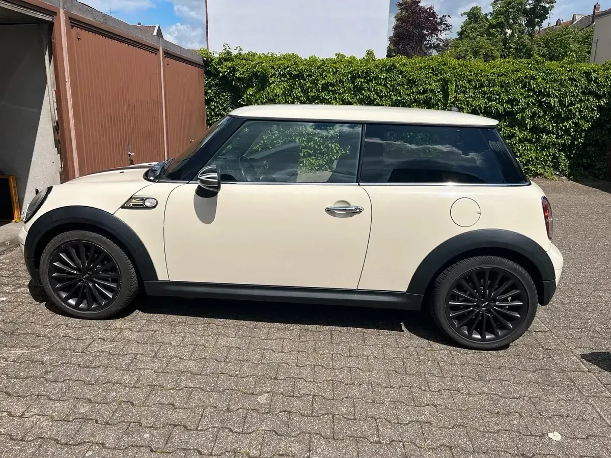 Gebraucht Mini ONE Pepper 95 PS (69 kW) 2010 Andere farben Kleinwagen