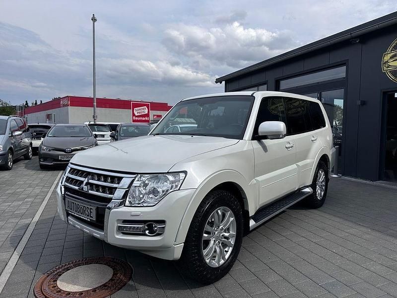 Gebraucht Mitsubishi Pajero 190 PS (139 kW) 2017 Weiß SUV
