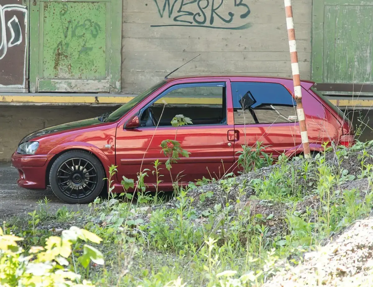 Gebraucht Peugeot 106 GTi 118 PS (86 kW) 1997 Rot Kleinwagen
