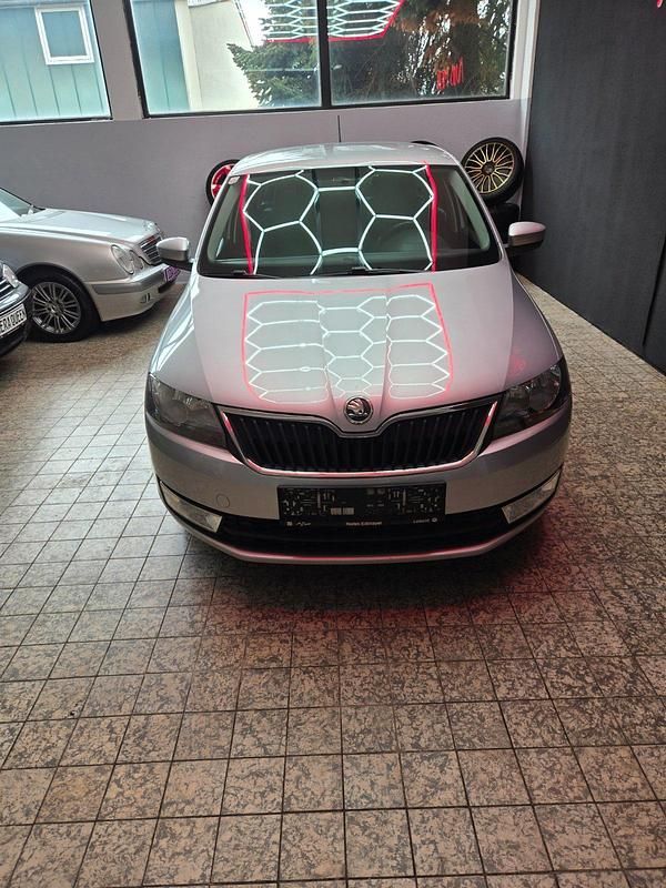 Occasion Skoda Rapid 90 ch (66 kW) 2014 Argent Citadine