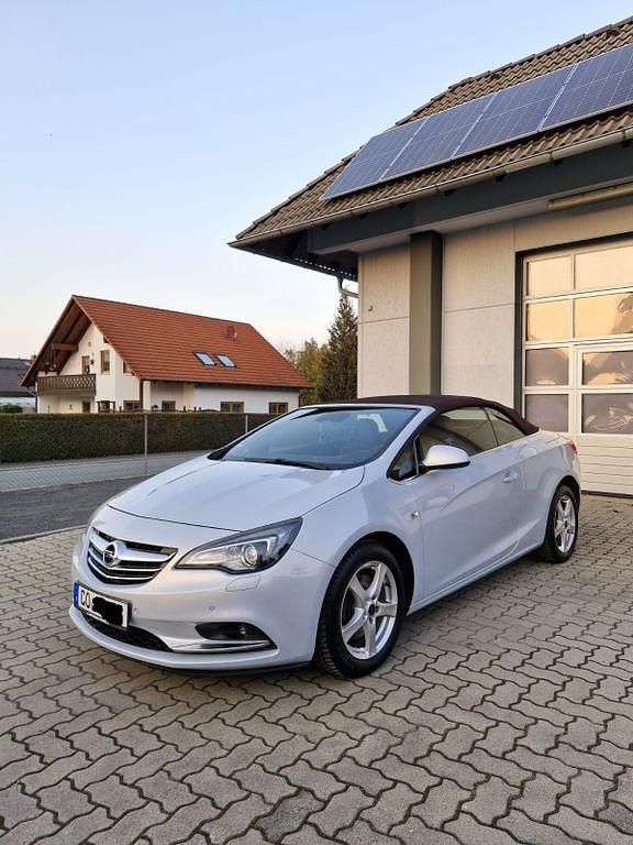 Gebraucht Opel Cascada Innovation 200 PS (147 kW) 2014 Weiß Cabrio