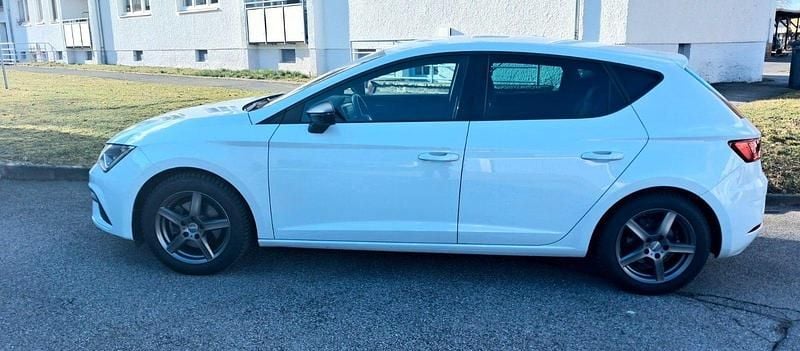 Second-hand Seat Leon FR 150 CP (110 kW) 2020 Alb Berlinǎ