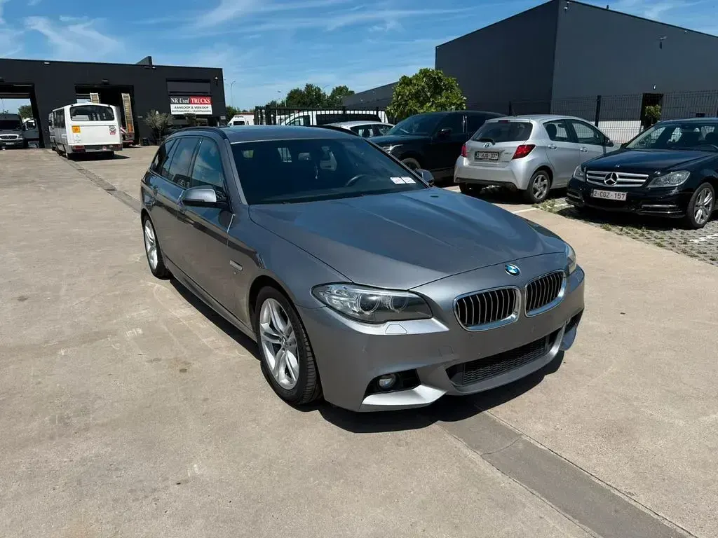 Gebraucht BMW 520 190 PS (139 kW) 2016 Grau Kombi