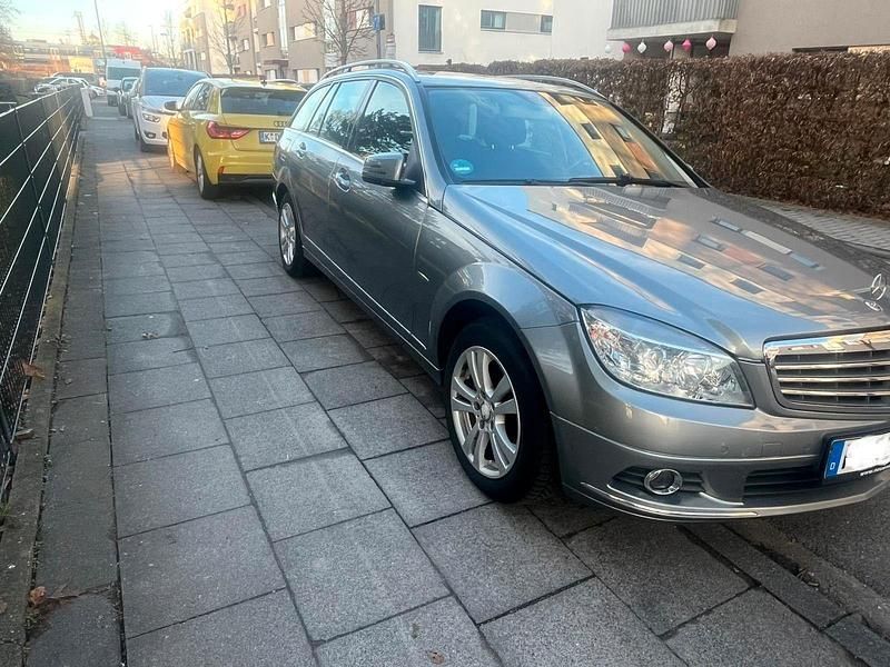 Gebraucht Mercedes C230 Elegance 204 PS (150 kW) 2009 Grau Kombi