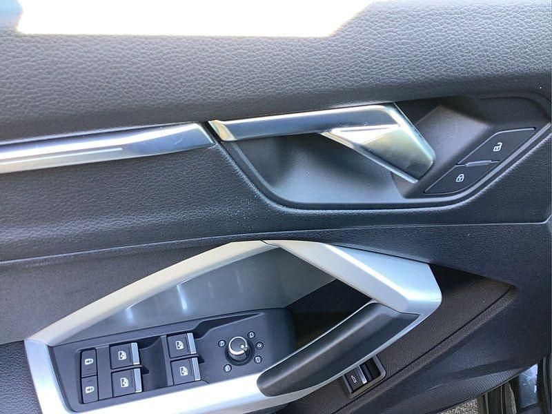 Gebraucht Audi Q3 S-Line 245 PS (180 kW) 2022 Grau SUV