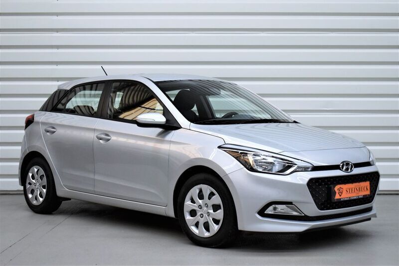 Silber Gebraucht 2018 Hyundai i20 GO! Kleinwagen | 11.990 € (Etwas zu teuer) - Bild 1/4