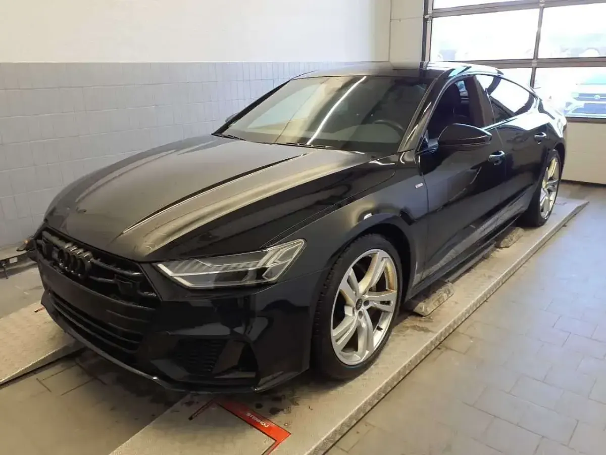 Gebraucht Audi A7 Sportback Ambiente 286 PS (210 kW) 2022 Brillantschwarz Kleinwagen