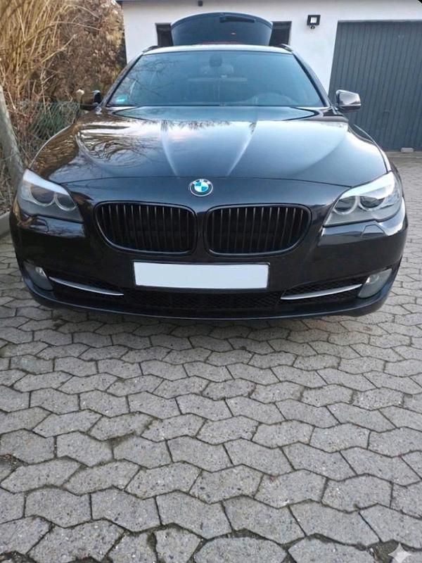Gebraucht BMW 520 Shadowline 184 PS (135 kW) 2011 Schwarz Kombi