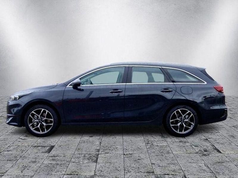 Gebraucht Kia Ceed 141 PS (103 kW) 2025 Andere farbe Kleinwagen