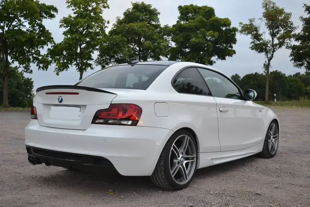 Gebraucht BMW 125 M Sport 218 PS (160 kW) 2011 Weiß Kleinwagen