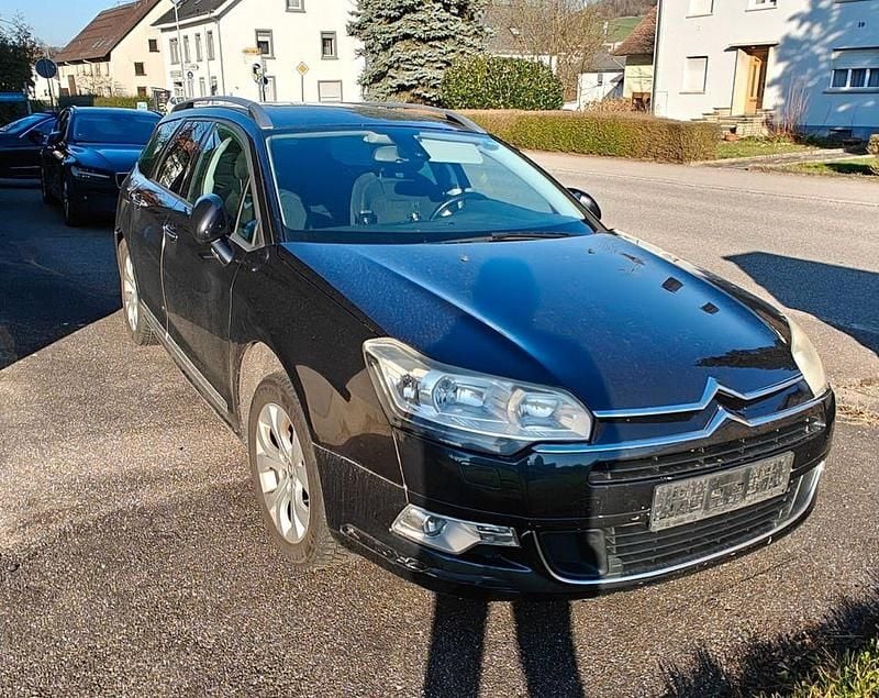 Gebraucht Citroën C5 Comfort 163 PS (119 kW) 2011 Schwarz Kombi