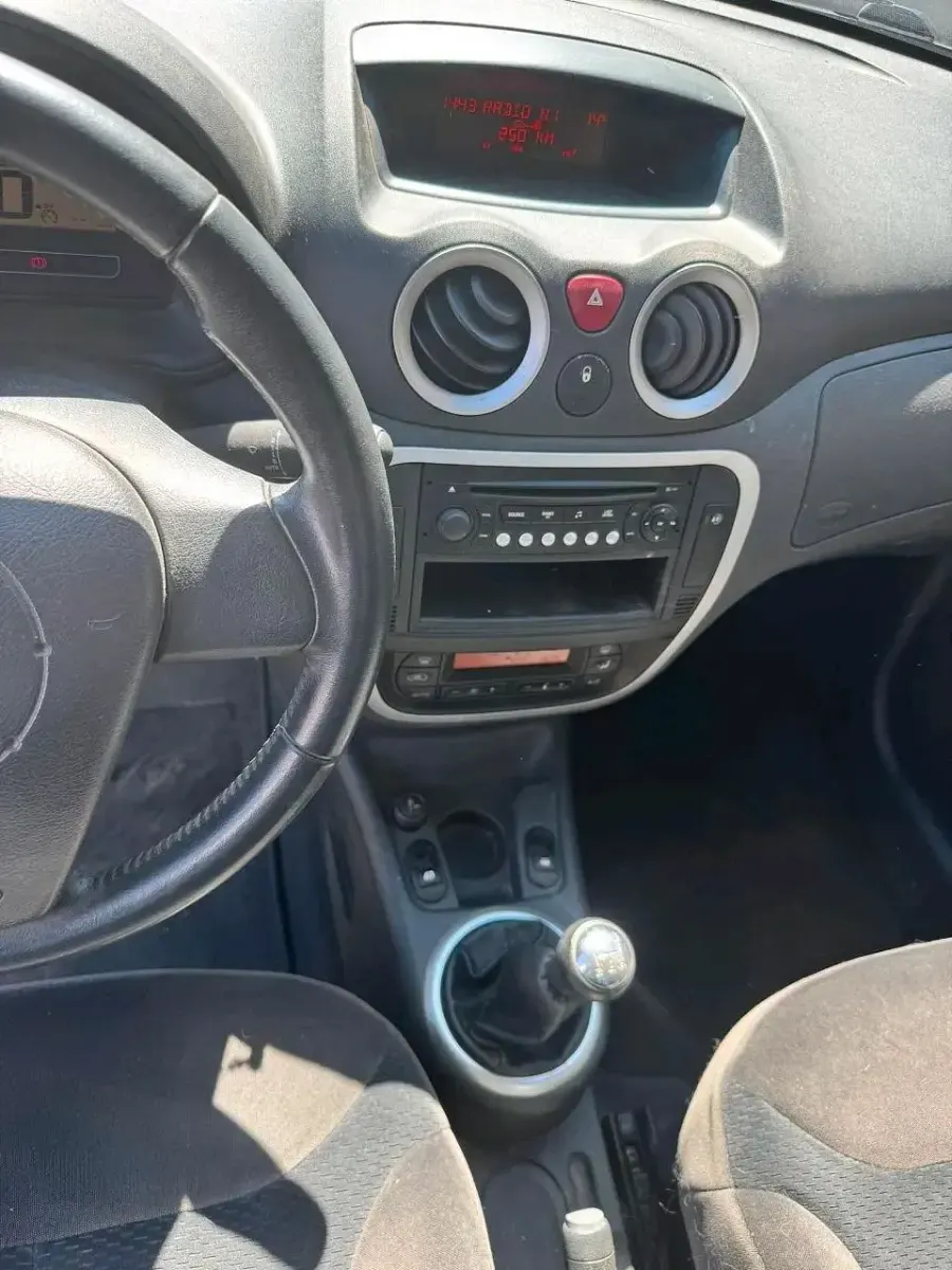 Gebraucht Citroën C3 74 PS (54 kW) 2006 Rot Kleinwagen