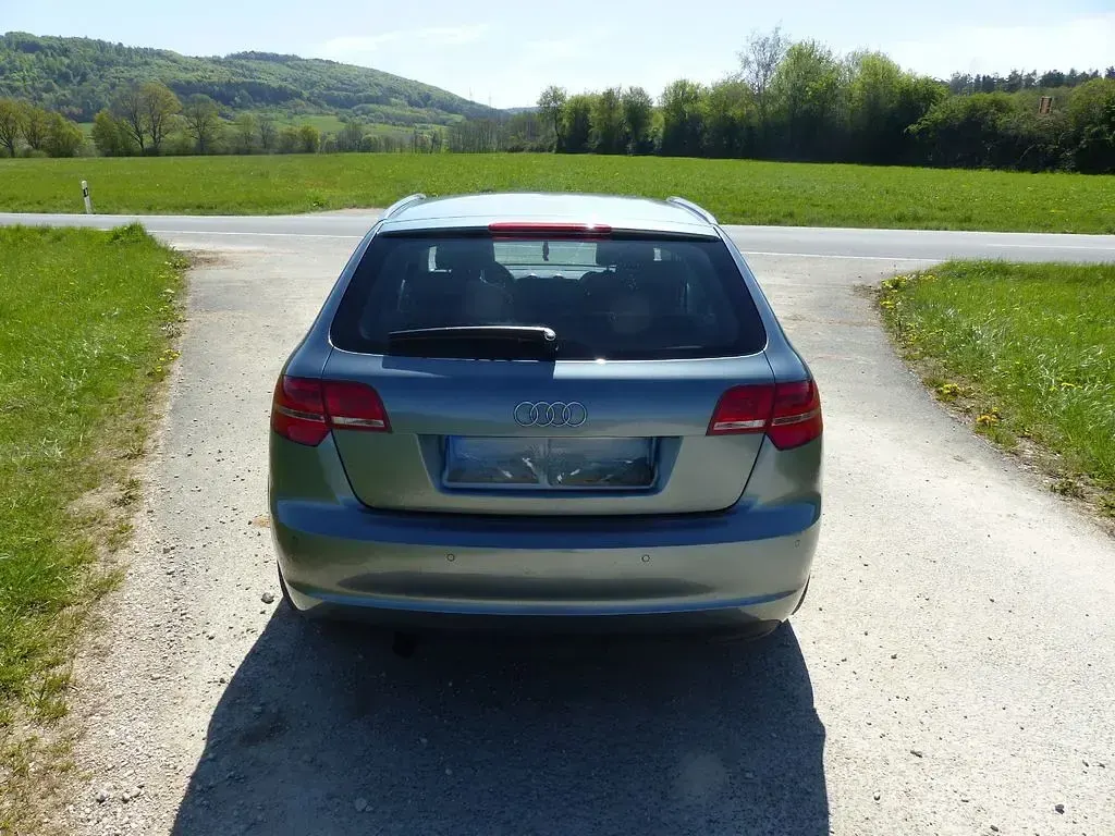 Gebraucht Audi A3 Ambition 140 PS (102 kW) 2010 Grau Kleinwagen