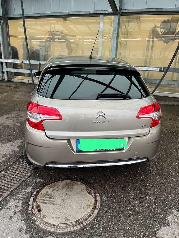 Gebraucht Citroën C4 Exclusive 156 PS (114 kW) 2013 Beige Limousine