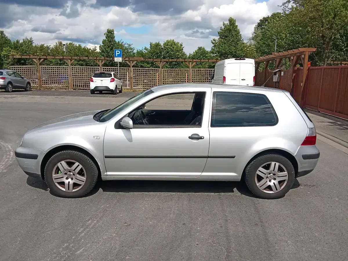 Gebraucht VW Golf IV 75 PS (55 kW) 2002 Silber Limousine