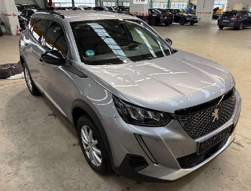 Silber Gebraucht 2022 Peugeot 2008 Allure SUV | 14.518 € (Superpreis) - Bild 1/4