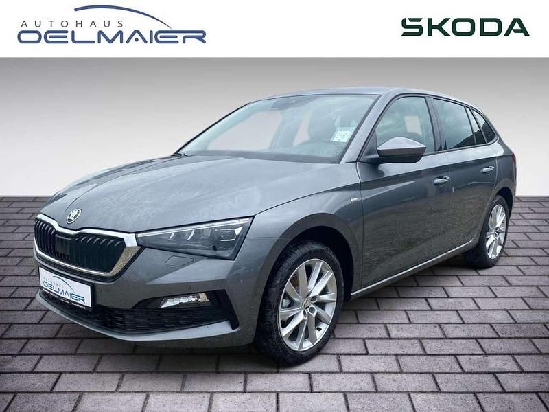 Graphitegrau metallic Gebraucht 2024 Skoda Scala Tour Kleinwagen | 25.260 € (Teuer) - Bild 1/4