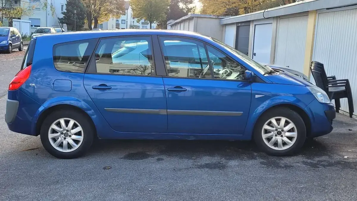 Gebraucht Renault Grand Scénic II Avantage 135 PS (99 kW) 2007 Blau Van / Kleinbus