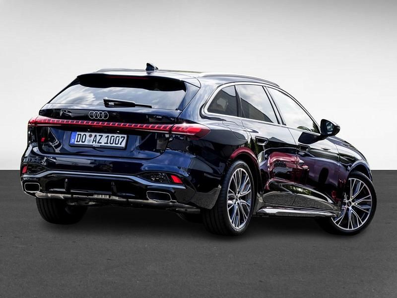 Gebraucht Audi A5 S-Line 204 PS (150 kW) 2025 Firmamentblau metallic Kombi