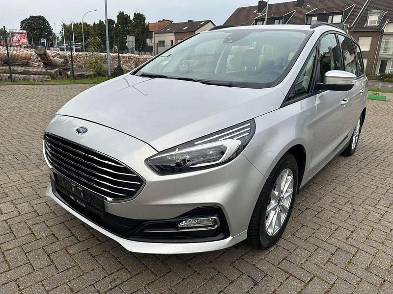 Gebraucht Ford Galaxy 150 PS (110 kW) 2022 Silber Van / Kleinbus