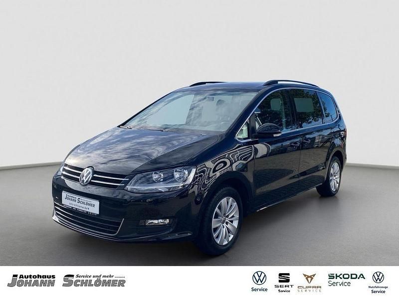 Schwarz Gebraucht 2018 VW Sharan Comfortline Van / Kleinbus | 24.990 € (Etwas zu teuer) - Bild 1/4