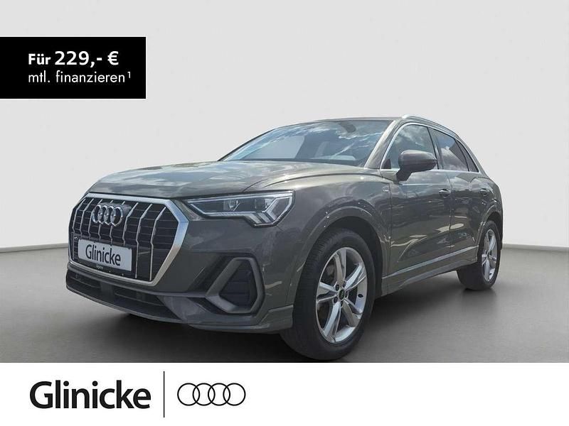 Chronosgrau metallic Gebraucht 2024 Audi Q3 S-Line SUV | 36.370 € (Superpreis) - Bild 1/2