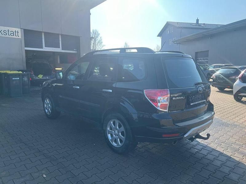 Gebraucht Subaru Forester Exclusive+ 150 PS (110 kW) 2008 Schwarz SUV