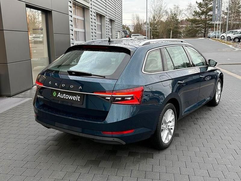 Gebraucht Skoda Superb Ambition 150 PS (110 kW) 2019 Blau Kombi