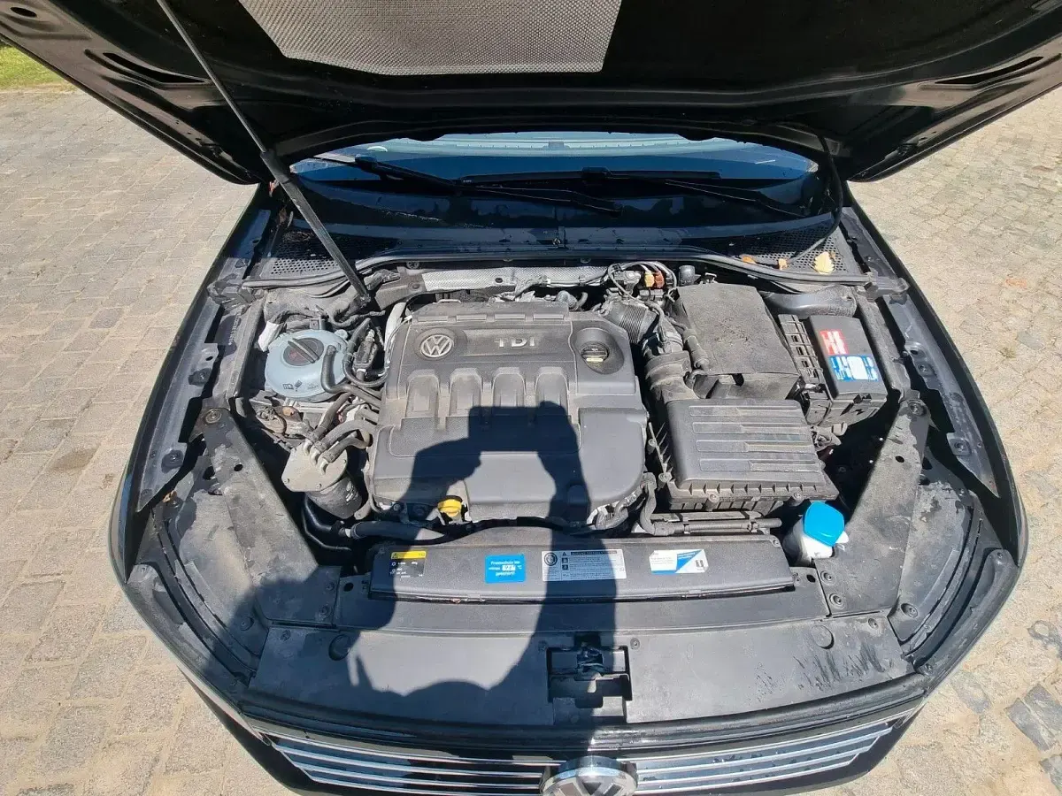Gebraucht VW Passat Comfortline 190 PS (139 kW) 2016 Schwarz Kombi