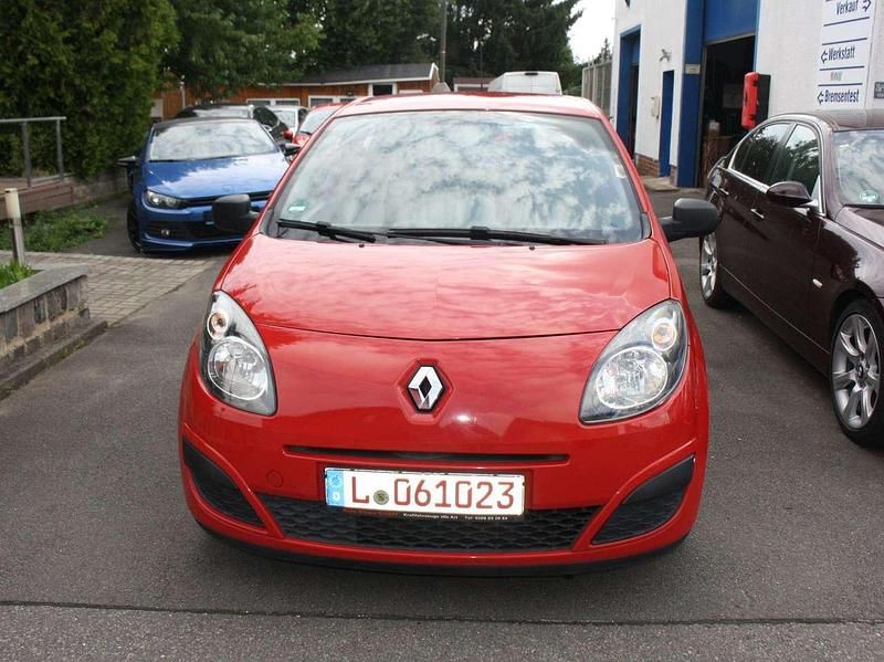 Gebraucht Renault Twingo Authentique 75 PS (55 kW) 2011 Rot Kleinwagen