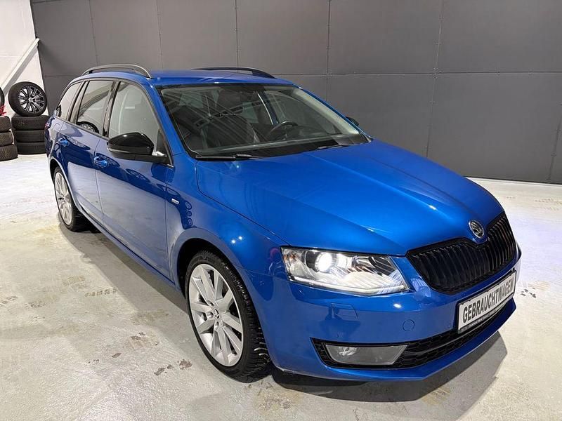 Gebraucht Skoda Octavia Joy 150 PS (110 kW) 2016 Blau Kombi