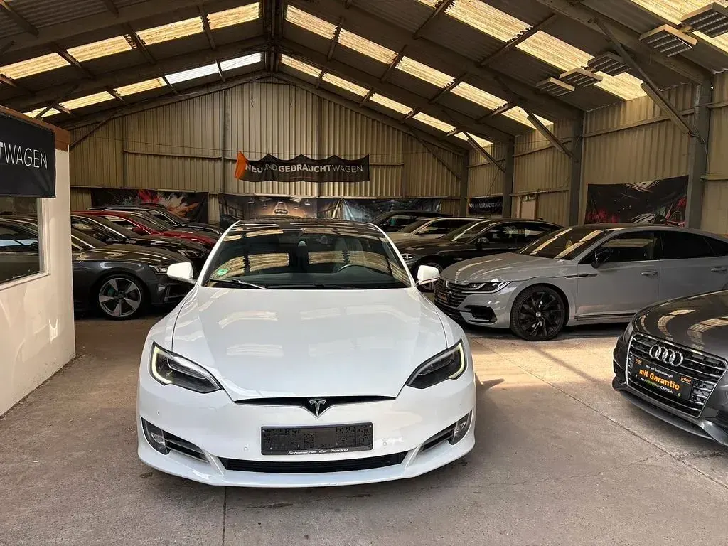 Second-hand Tesla Model S Performance 344 kW (469 CP) 2018 Alb Hatchback