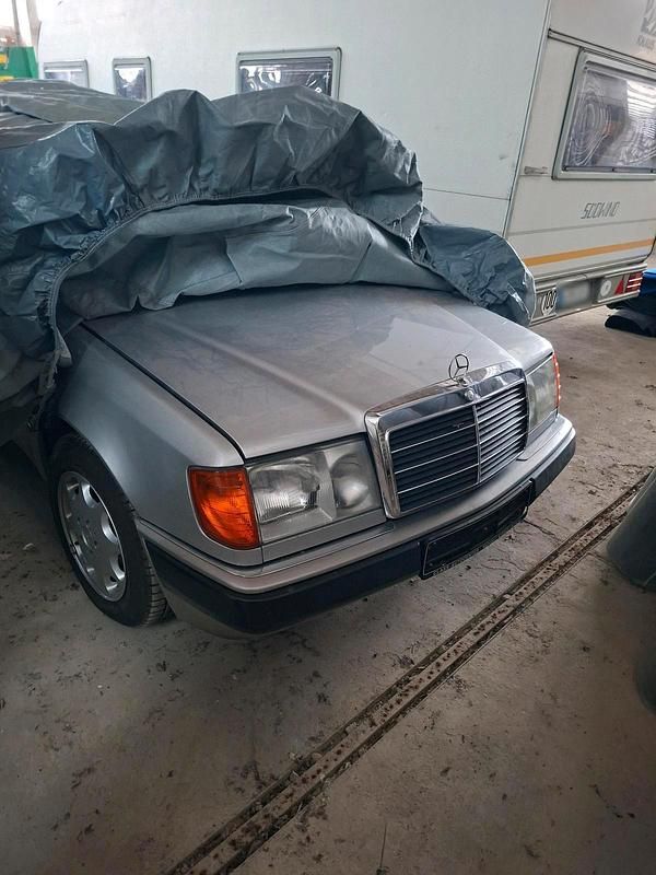 Gebraucht Mercedes E250 1992 Limousine