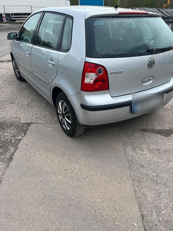 Gebraucht VW Polo 63 PS (46 kW) 2003 Grau Kleinwagen