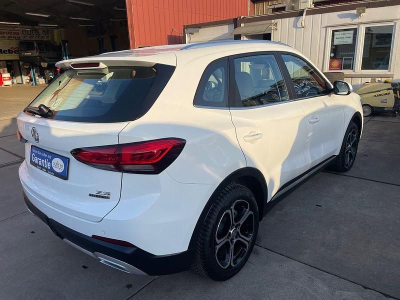 Gebraucht MG ZS 197 PS (144 kW) 2024 Weiß SUV