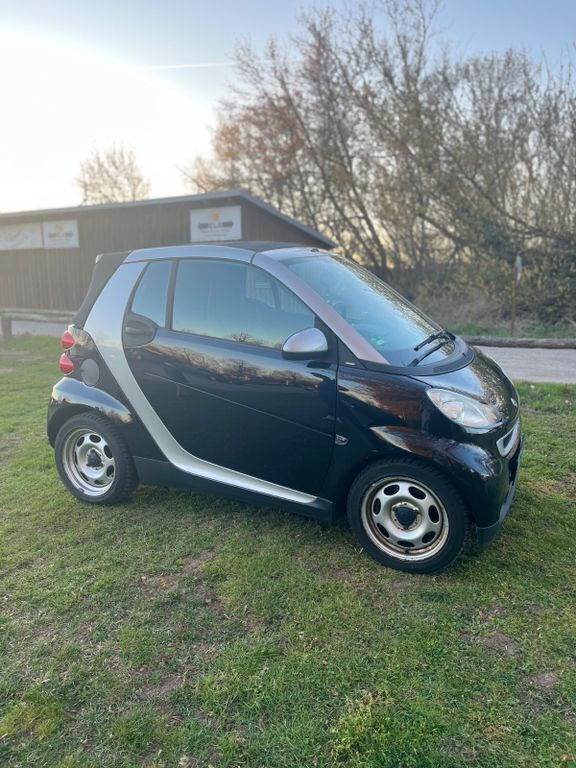 Schwarz Gebraucht 2008 Smart ForTwo Cabrio Passion Cabrio | 3.800 € (Fairer Preis) - Bild 1/4