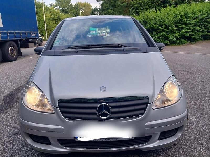 Silber Gebraucht 2005 Mercedes A160 Kombi | 2.500 € (Guter Preis) - Bild 1/4