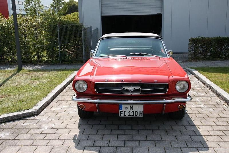 Gebraucht Ford V8 200 PS (147 kW) 1965 Rot Cabrio
