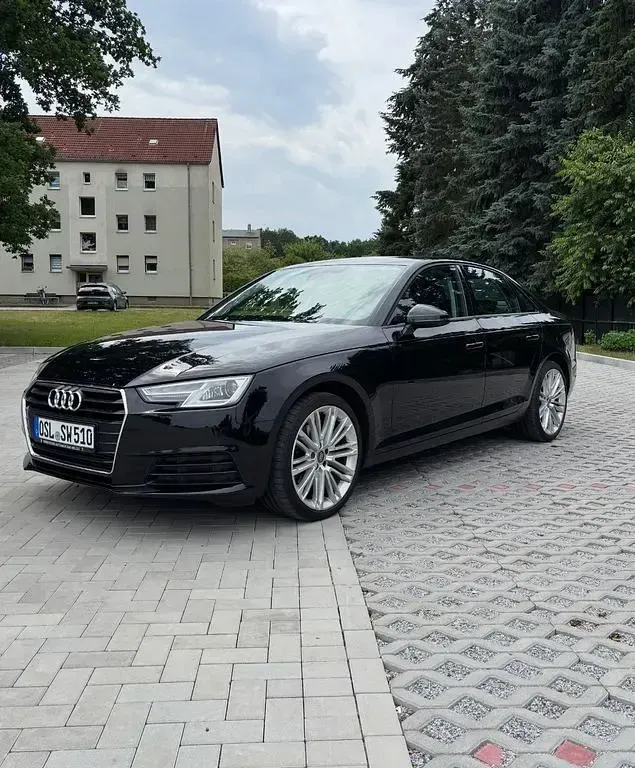 Gebraucht Audi A4 190 PS (139 kW) 2017 Schwarz Limousine