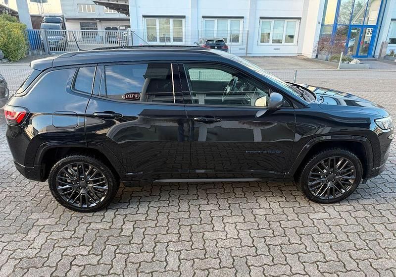 Gebraucht Jeep Compass 80th Anniversary 241 PS (177 kW) 2021 Schwarz SUV