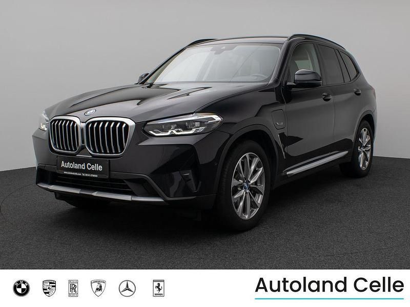 Saphirschwarz metallic475 Gebraucht 2022 BMW X3 Sport Line SUV | 39.999 € (Superpreis) - Bild 1/4