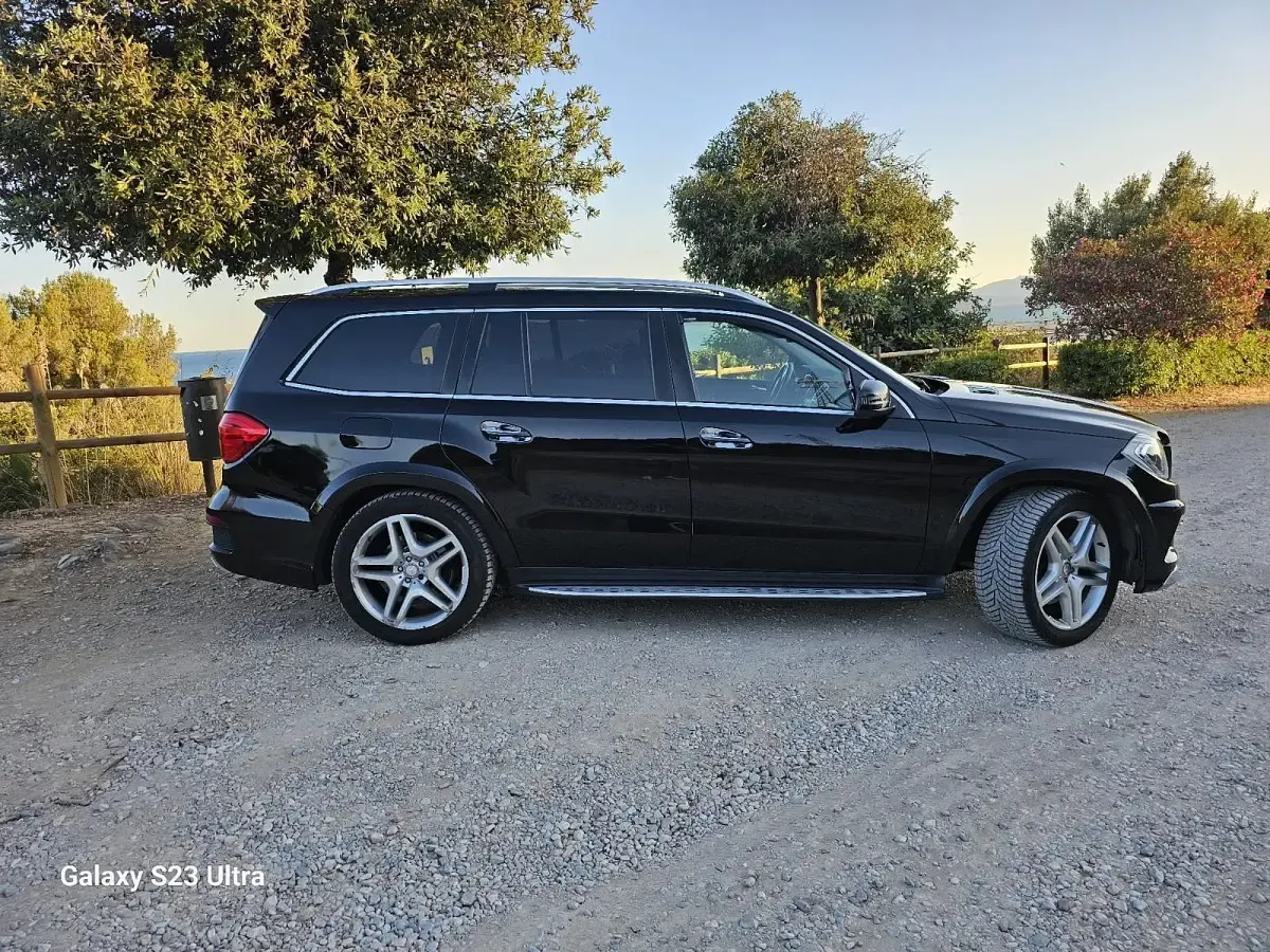 Gebraucht Mercedes GL550 440 PS (323 kW) 2015 Schwarz SUV