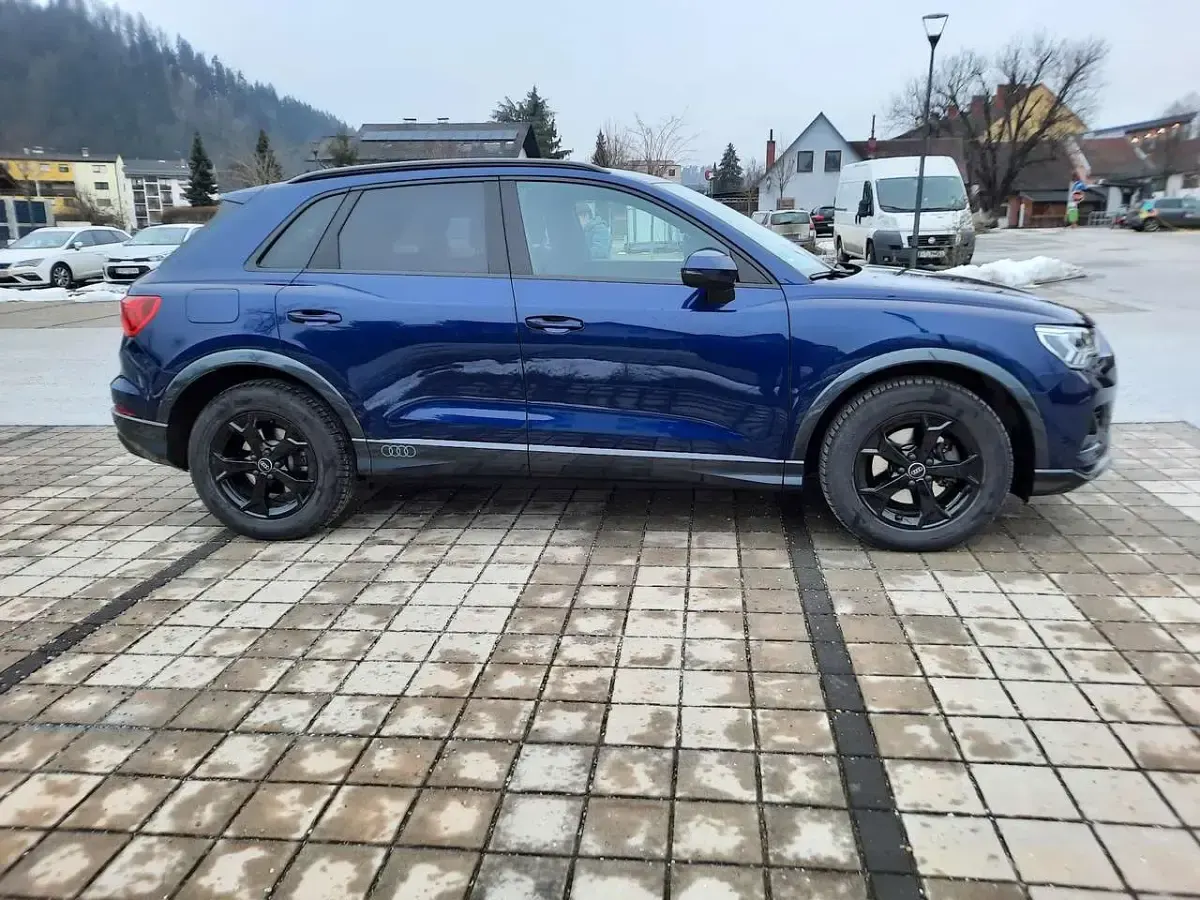 Gebraucht Audi Q3 Advanced 150 PS (110 kW) 2024 Blau SUV