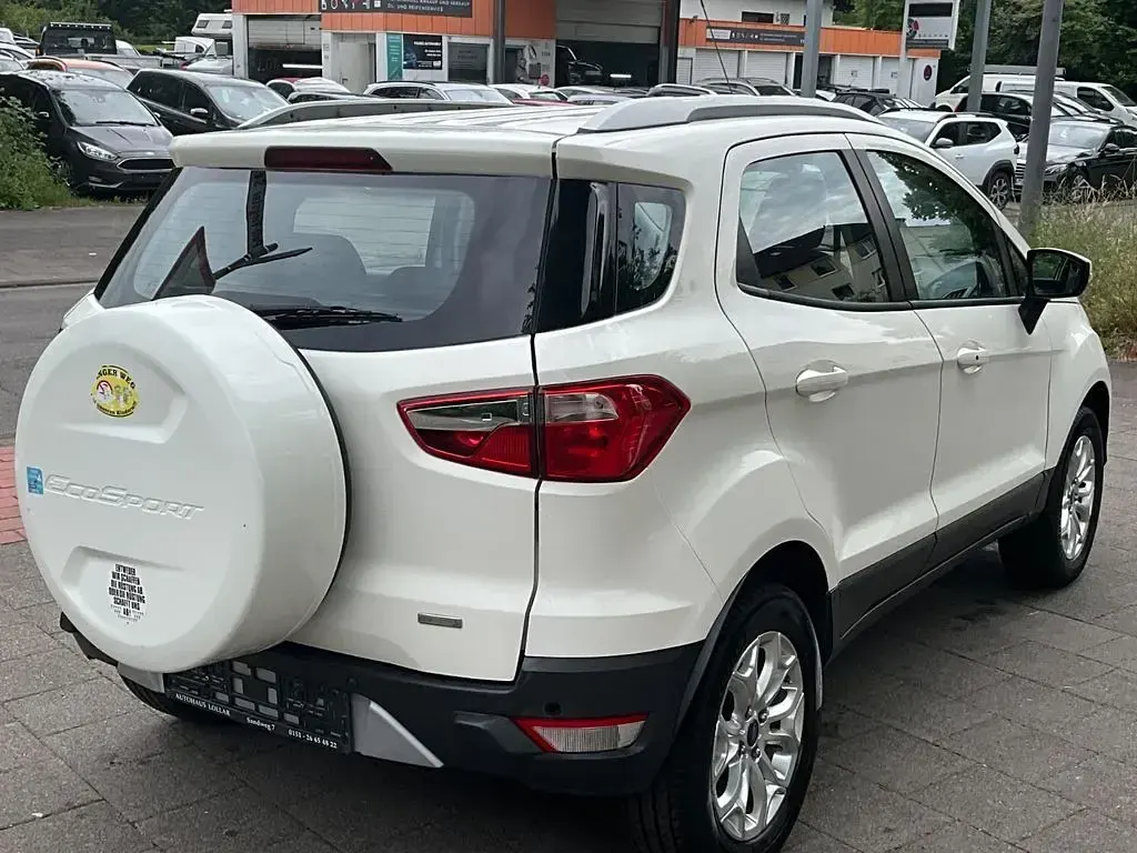Gebraucht Ford Ecosport Titanium 125 PS (91 kW) 2015 Weiß SUV