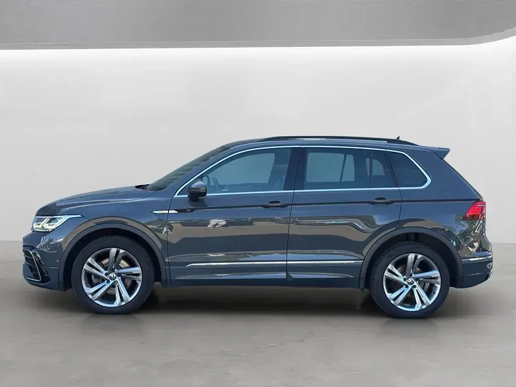 Gebraucht VW Tiguan R-line 200 PS (147 kW) 2023 Delfingrau metallic SUV