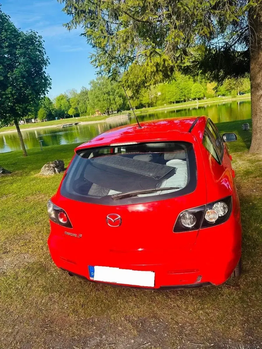 Używany Mazda 3 105 KM (77 kW) 2009 Czerwony Hatchback