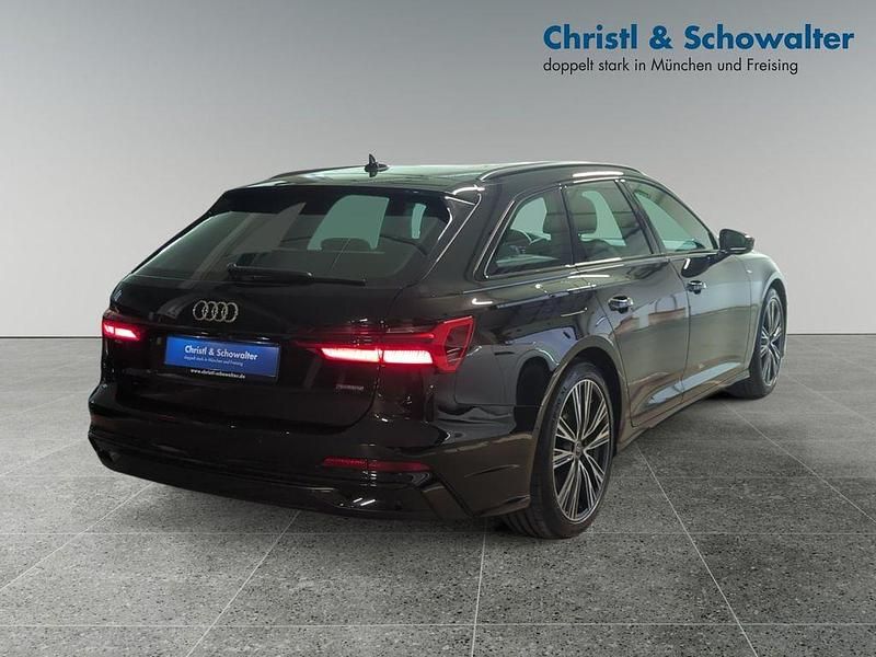 Używany Audi A6 S-Line 245 KM (180 kW) 2025 Czarny Kombi