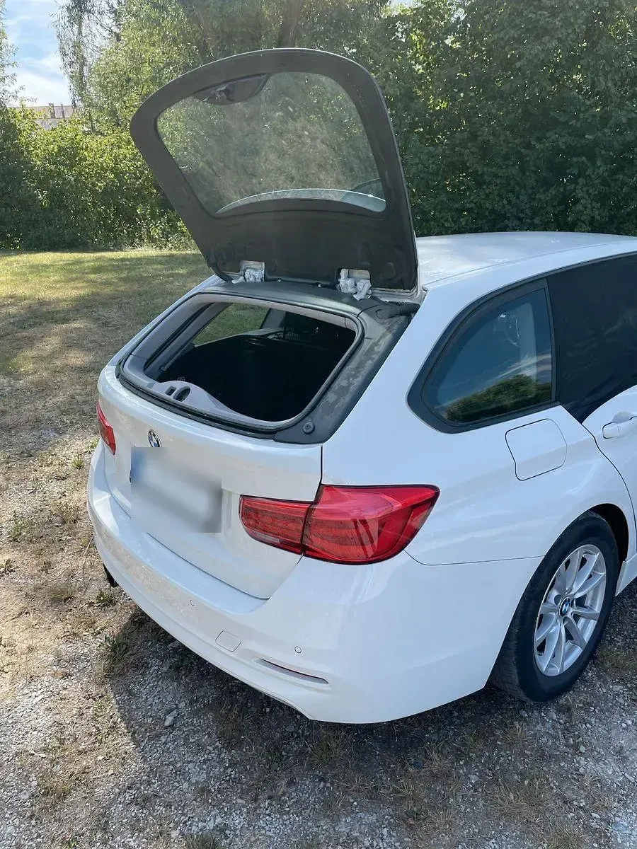 Gebraucht BMW 320 Advantage 184 PS (135 kW) 2016 Weiß Kombi