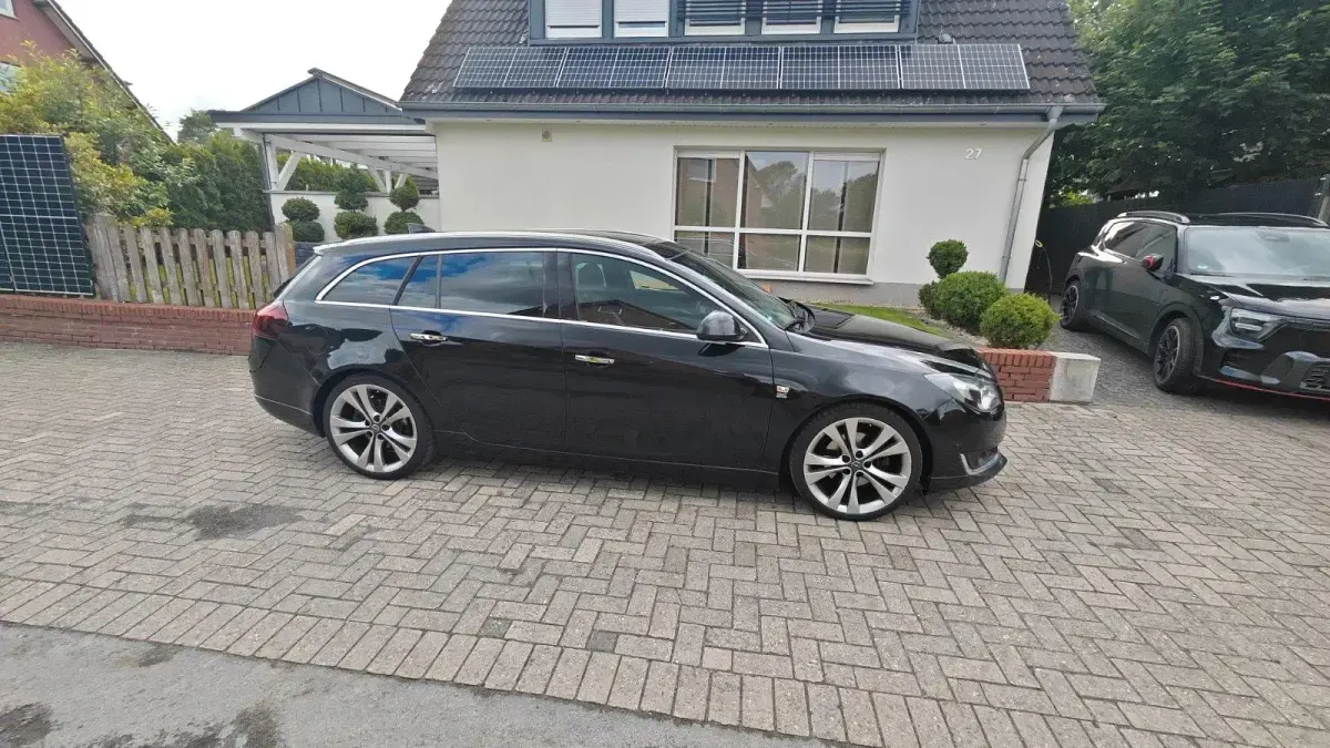 Gebraucht Opel Insignia 170 PS (125 kW) 2017 Schwarz Kombi